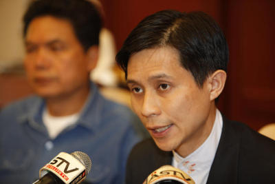 แกนนำพันธมิตรประชาชนเพื่อประชาธิปไต แถลงการณ์ ณ บ้านพระอาทิตย์