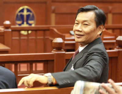 นายถวิลเปลี่ยนศรีมาฟังคำพิพากษา ที่ศาลปกครอง