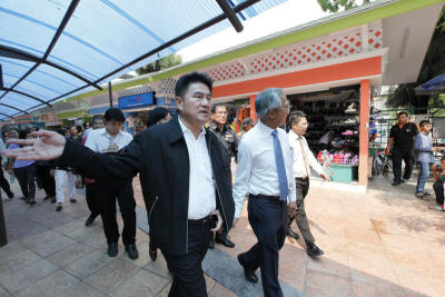 กทม.ลงพื้นตรวจจัดระเบียบแม่ค้าพ่อค้าที่บริเวณอนุสาวรีย์ชัยสมรภูมิ