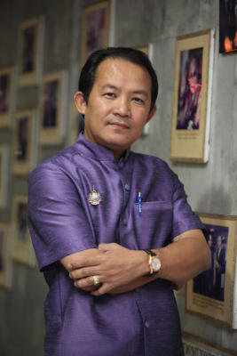ศรีสุวรรณ จรรยา