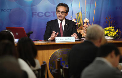 Jakarta backs Thai southern peace bid, Natalegawa says