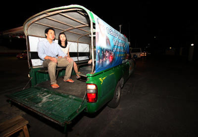 Free ‘songthaew’ rides ease commuter safety fears