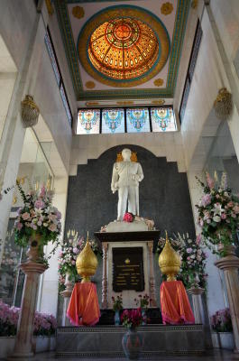 ระลึกวีรชน บน อนุสรณ์สถานแห่งชาติ