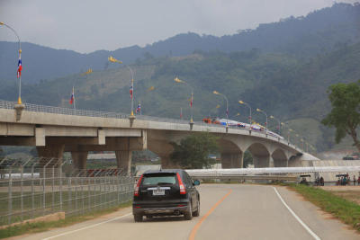 การเตรียมพร้อมพิธีเปิดสะพานมิตรภาพ 4 เชียงของ-ห้วยทราบ