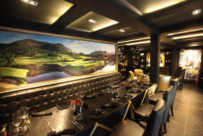 ร้านอาหาร และอาหารที่ Black Mountain Restaurant หัวหิน สำหรับ Eating out