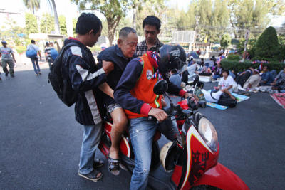 ผู้ชุมนุมในโรงพยายบาล