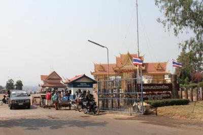 ตลาดช่องจอมคึกคักรับการขยายเวลาเปิด-ปิด ด่าน