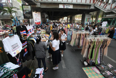 ร้านค้ารอบๆพื้นที่ชุมนุม กปปส เวที ปทุมวัน