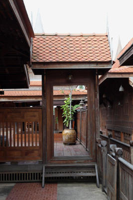 เรือนไทยริมแม่น้ำเจ้าพระยา
