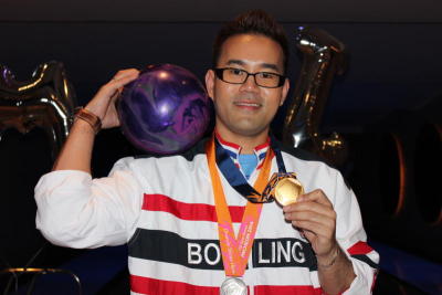 Yannaphon bowling gold medal