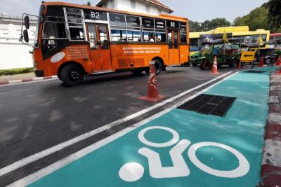 ลงพื้นที่ตรวจความคืบหน้าการปรับปรุงเส้นทางจักรยานรอบเกาะรัตนโกสินทร์