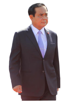 นายกฯร่วมงานวันทหารเสือ ชลบุรี