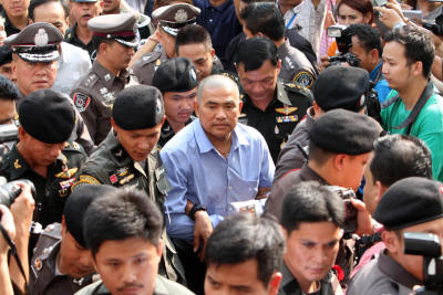 นายสุริยัน สุจริตพลวงศ์ หรือหมอหยอง มาตรา 112