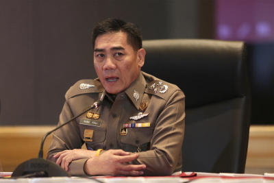 แถลงข่าวความคืบหน้าคดีแอบอ้างสถาบัน