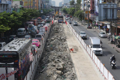 รองผู้บังคับการจราจร สน.บางเขน คาดรื้อสะพานข้ามแยกเกษตรฯ เสร็จ 10 พ.ย.นี้