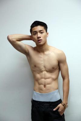 ธนบดี ใจเย็น