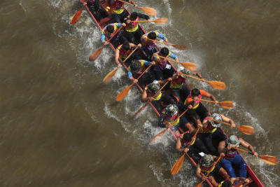 การแข่งขันเรือยาวประเพณีสืบสานตำนานเจ้าพระยาสุดยอดแห่งสยาม ครั้งที่ 10