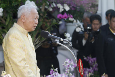 นายกฯนำคณะรัฐมนตรีและผู้นำเหล่าทัพอวยพรปีใหม่ป๋าเปรม