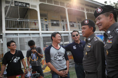 ศานิตย์ปล่อยแถวตร.-ทหาร ดูแลความเรียบร้อยวันบลูเดย์