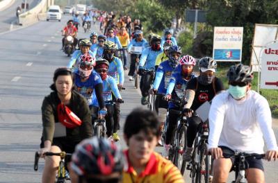 จัดกิจกรรม“ปั่นด้วยรักษ์”คัดค้านการก่อสร้างโรงไฟฟ้าขยะ