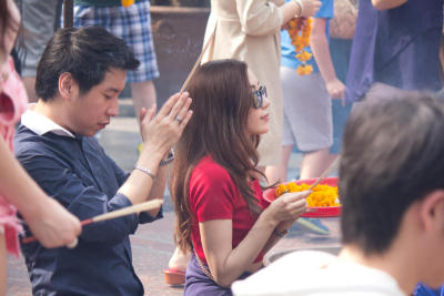 การทำบุญของคนรุ่นใหม่