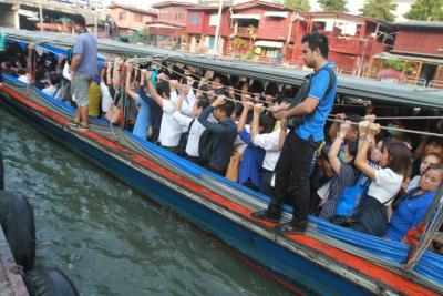 บรรยากาศท่าเรือวัดเทพลีลา