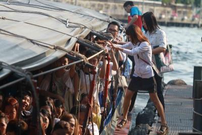 เรือแสนแสบยังคงแน่นขนัด พฐ.ชี้เหตุแก๊สระเบิดนอกถัง