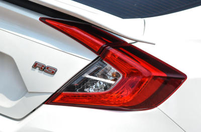 EARLY FACELIFT