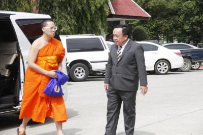 พระเจนภพอดีตเสี่ยเบนซ์ตีนผี มารับฟังคำสั่งฟ้อง-เลื่อนสึก