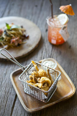 ร้าน High Thyme