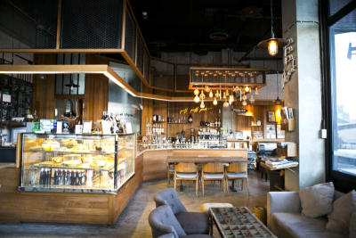 ร้าน High Thyme