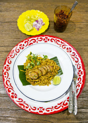 ร้าน อองตอง ข้าวซอย