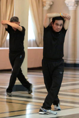 นายกฯออกกำลังและขี่SEGWAY
