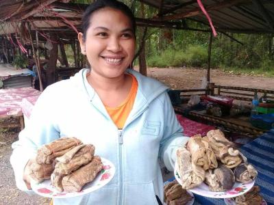 หนังควายเค็มเมนูเด็ดช่วงฤดูหนาวเผาไฟเคี้ยวเพลิน