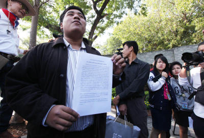 Activists call for cabinet’s impeachment