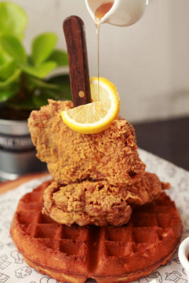 ร้าน อังเคิล ทิกเกอร์