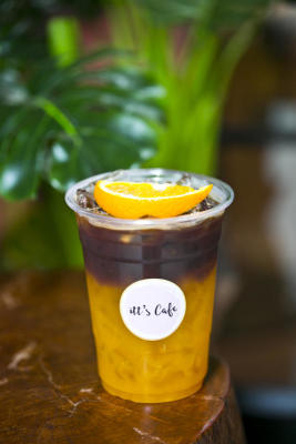 ร้าน ITT's cafe