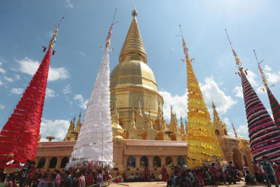 ขบวนแห่ต้นไทยทาน