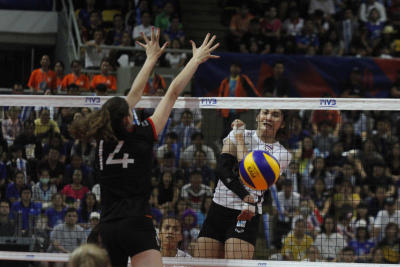 การแข่งขัน Volleyball Nations League ทีมไทยพบทีมเยอรมันนี ที่อินดอร์สเตเดี้ยม หัวหมาก