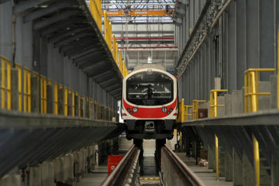 ครงการรถไฟความเร็วสูงเชื่อมสามสนามบิน