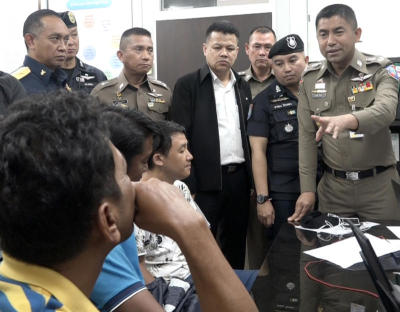Chinese tour firm employees nabbed