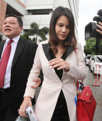 พญ. นิธิวดี ภู่เจริญยศ หรือ หมอนิ่ม