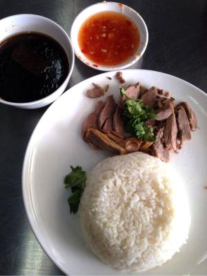 ซ้งเป็ดพะโล้ เปิบเป็ดอร่อยล้ำ