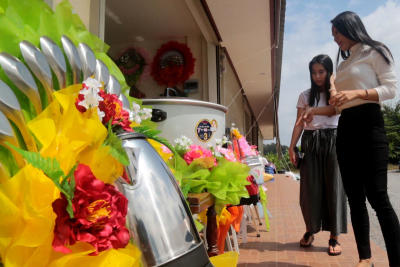 พวงหรีดเครื่องใช้ไฟฟ้า