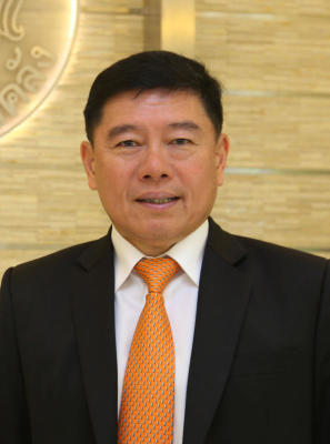 อำนวย ปรีมนวงศ์