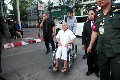 นายสุวิทย์ อดีตพระพุทธอิสระ เจ้าอาวาสวัดอ้อน้อย ศาลอาญา