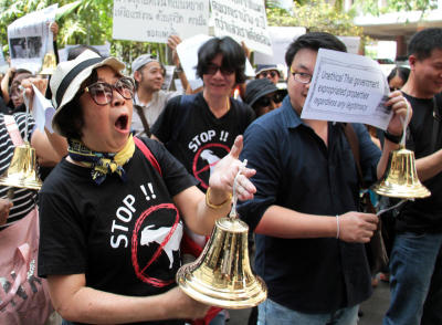 ผู้เสียหายดาวน์คอนโดยื่นหนังสือ