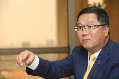 ชาญศิลป์ ตรีนุชกร