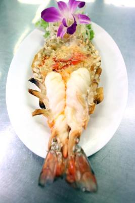 คิดถึงอาหารทะเล คิดถึง ‘สมพงศ์ ซีฟู้ด’
