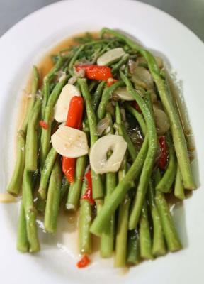 คิดถึงอาหารทะเล คิดถึง ‘สมพงศ์ ซีฟู้ด’